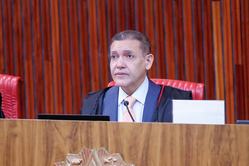 Nunes Marques nega remover vídeo de Flávio que afirma que Brasil está ‘sem presidente’