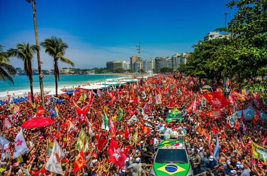 Virada no Rio: como Lula derrotou Flávio no berço do bolsonarismo