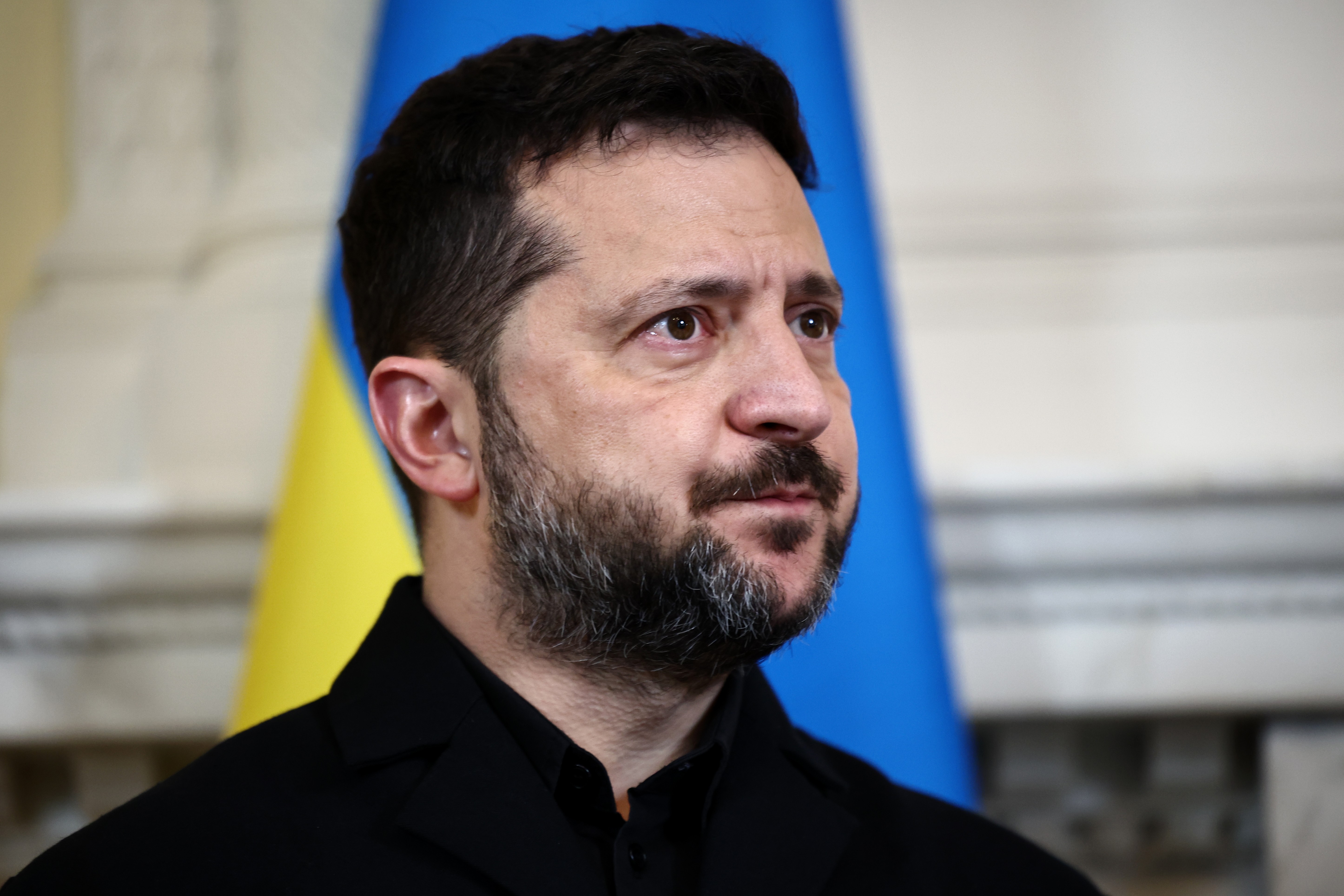 O presidente mais pressionado do mundo: Zelensky enfrenta gigantes