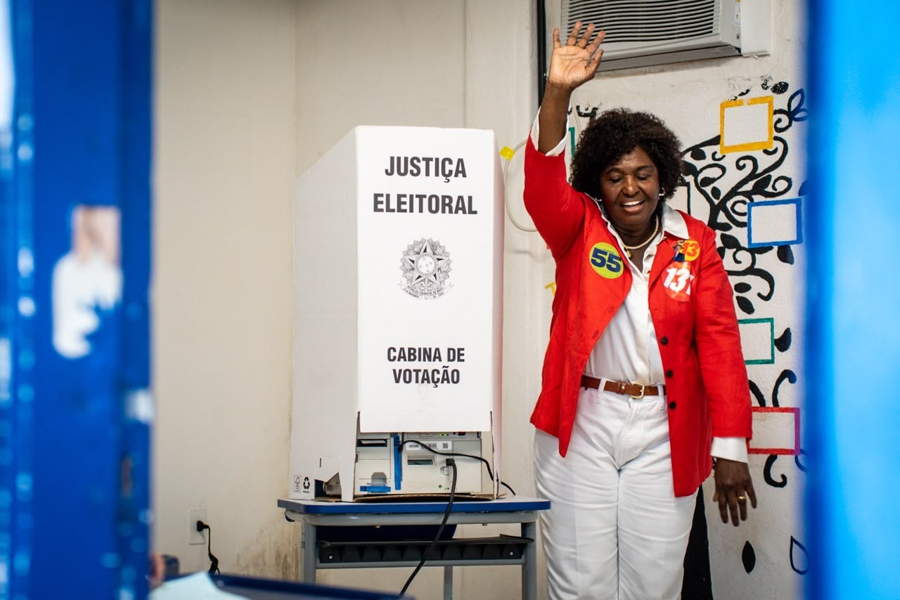 Benedita vai a Brasília se engajar na campanha de Lula e faz planos de virar radialista
